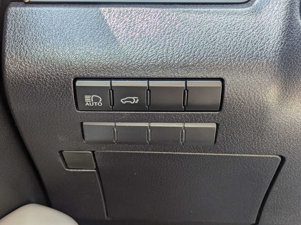 Used 2019 Black Lexus 350 image 30