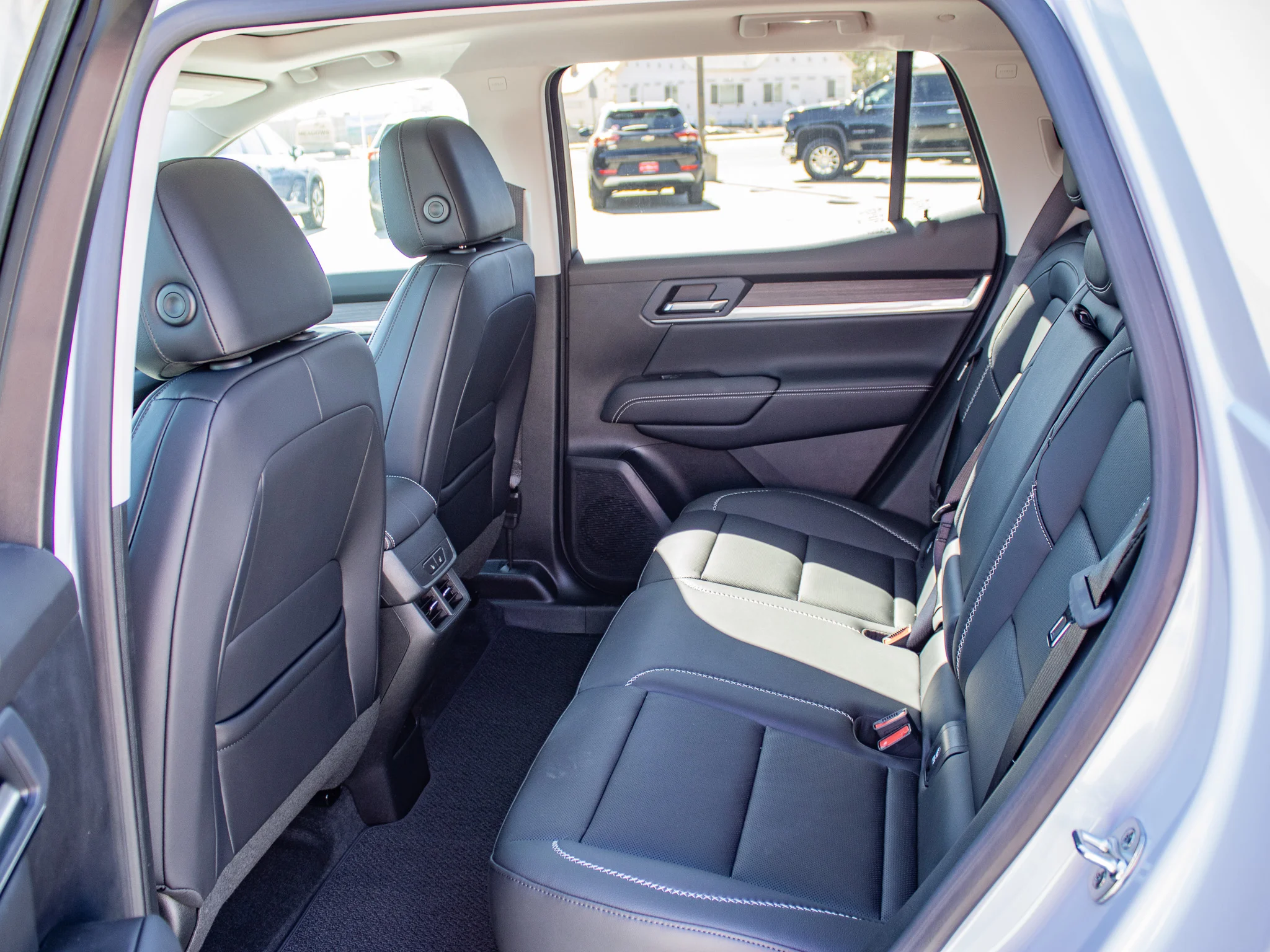 2027 GMC Terrain Denali - Photo 16