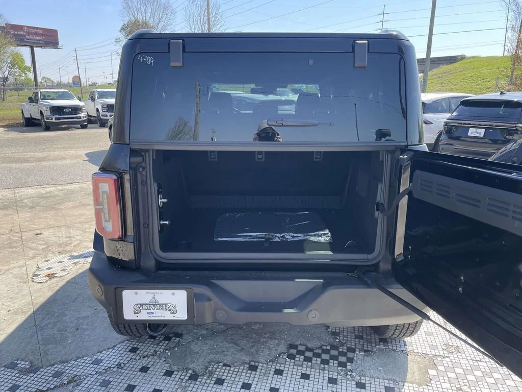 New 2026 Black Ford Outer Banks image 10