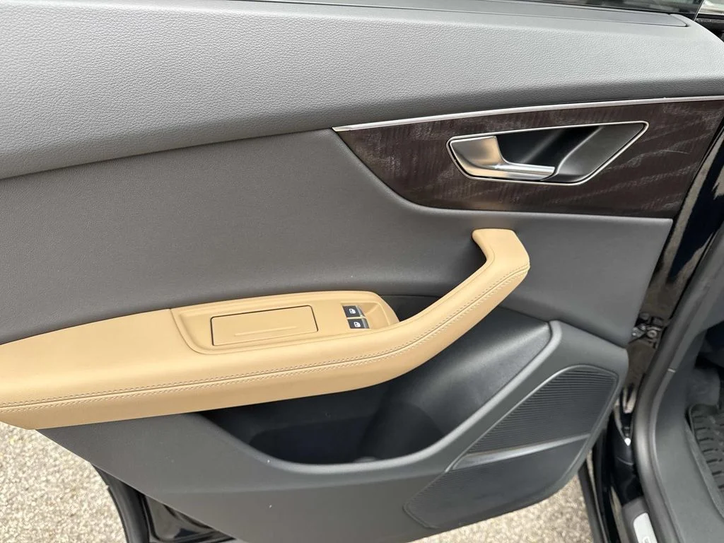 Used 2025  Audi  image 12