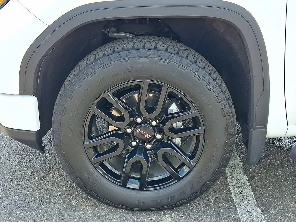 Used 2026 Summit White GMC Elevation image 62