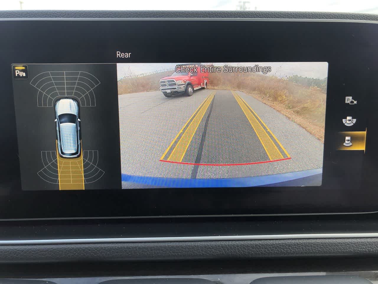 Used 2020 Brilliant Blue Metallic Mercedes-Benz GLE 350 image 23