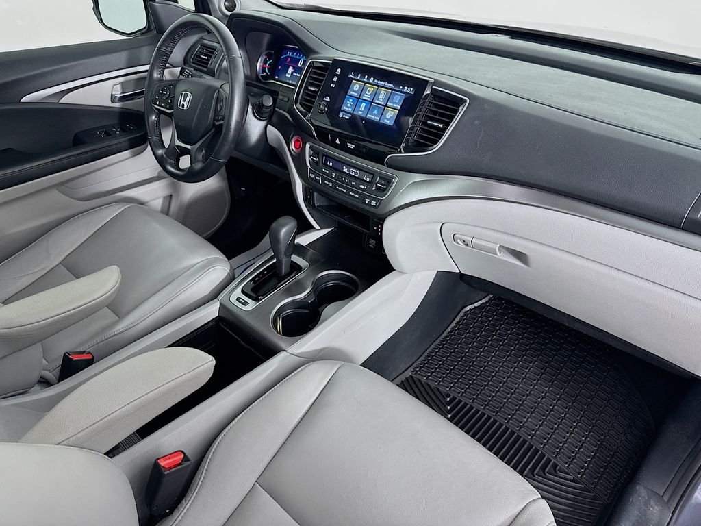 Certified Used 2019 Modern Steel Metallic Honda EX-L image 37