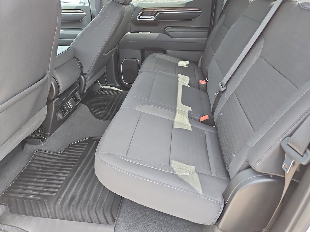 Used 2026  Chevrolet RST image 17