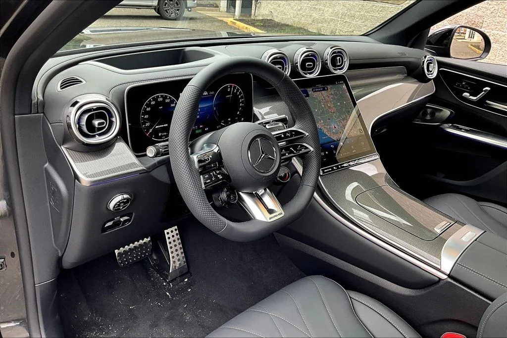 2025 Mercedes-Benz GLC AMG GLC63 S - Photo 6