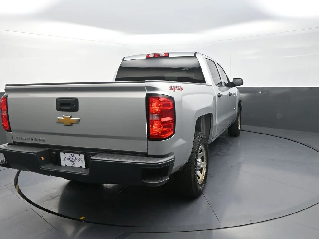 Used 2018 Silver Chevrolet WT image 10