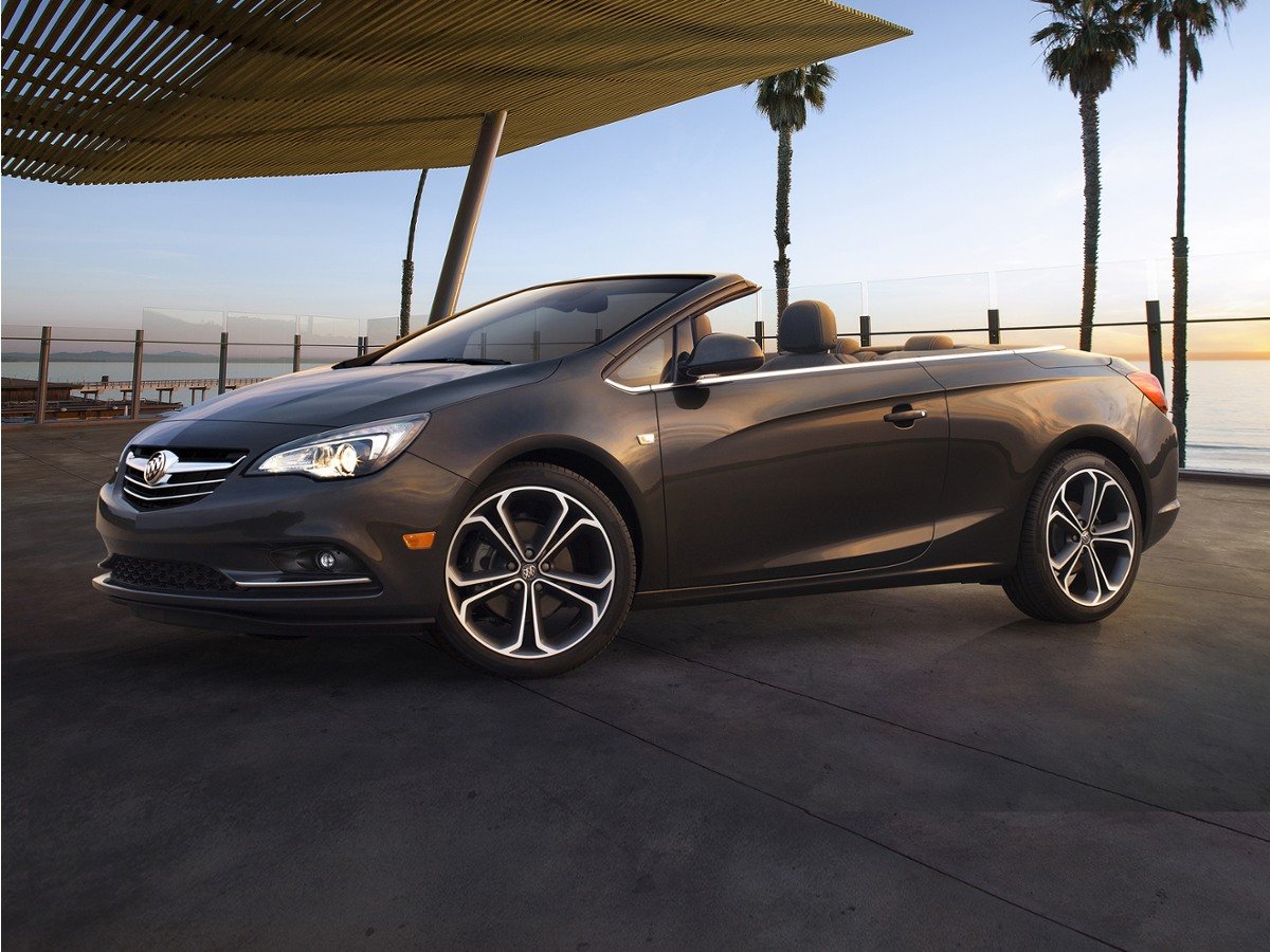 Used 2016 White Buick Premium image 1