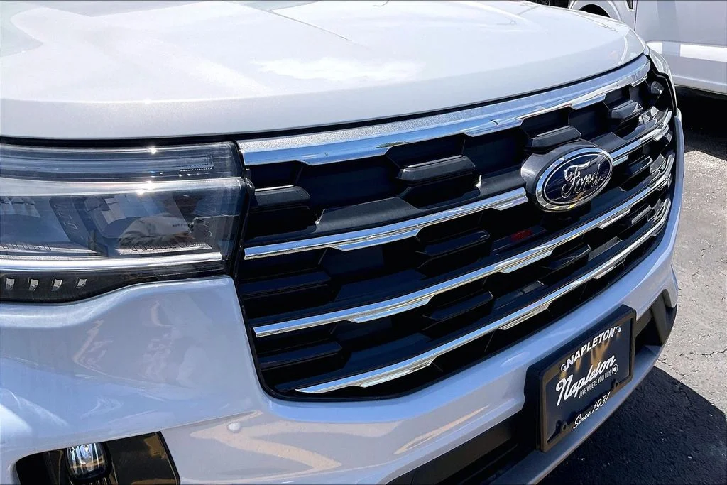 New 2026 Space White Metallic Ford Active image 31
