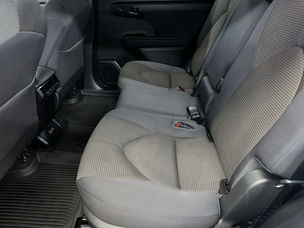 Used 2023 Wind Chill Pearl Toyota L image 16