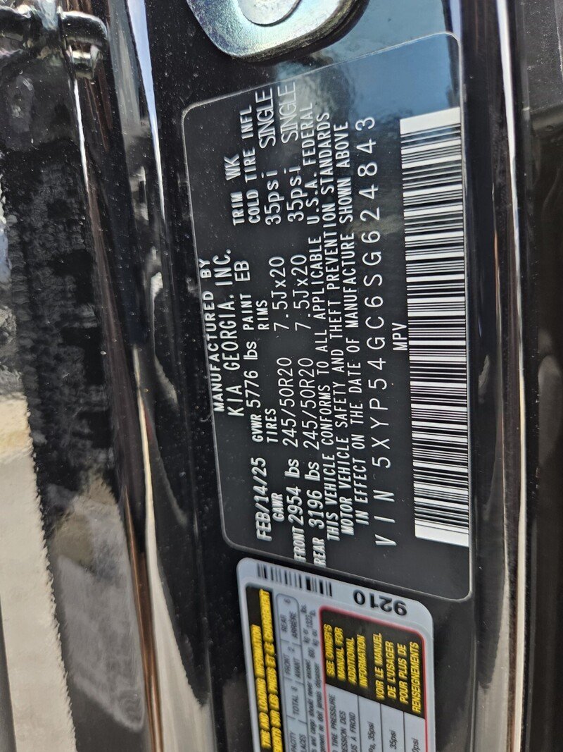 Used 2025 Black Kia SX image 32