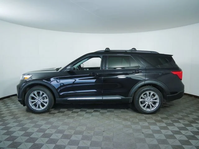 Certified Used 2021 Black Ford XLT image 6