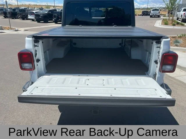 Used 2021 White Jeep Willys image 25