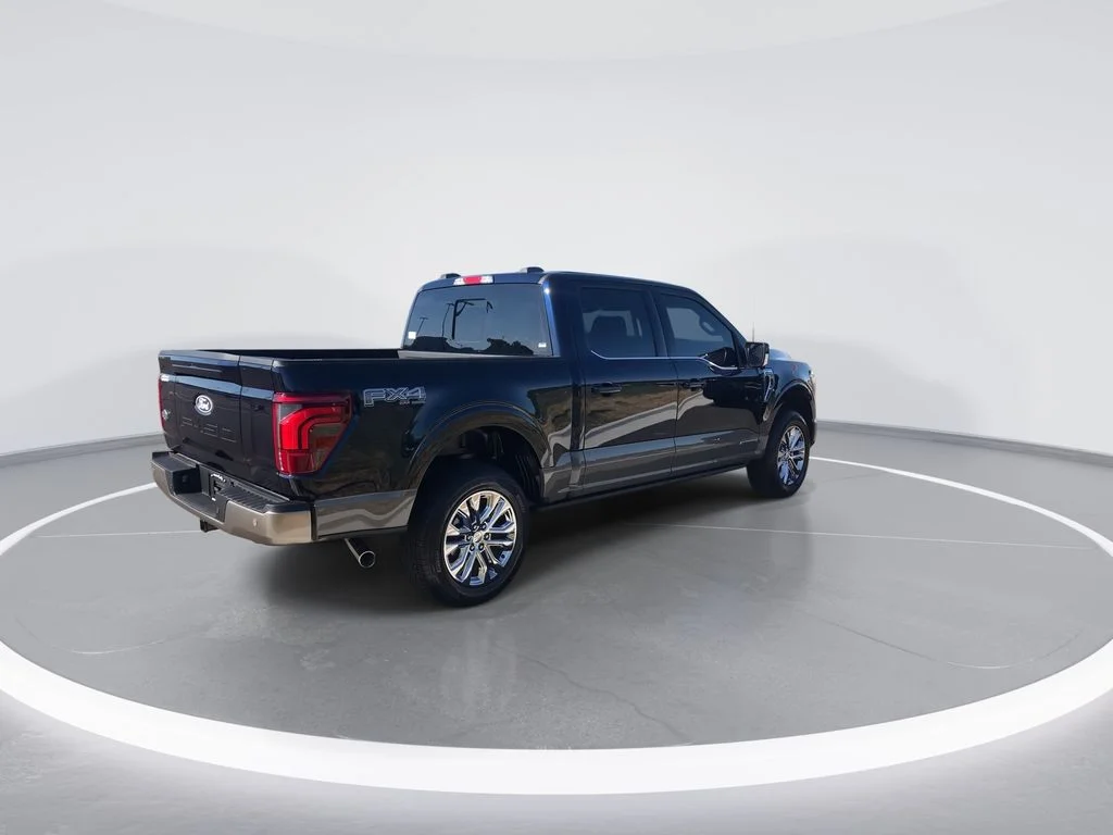 Used 2025 Blue Ford King Ranch image 8