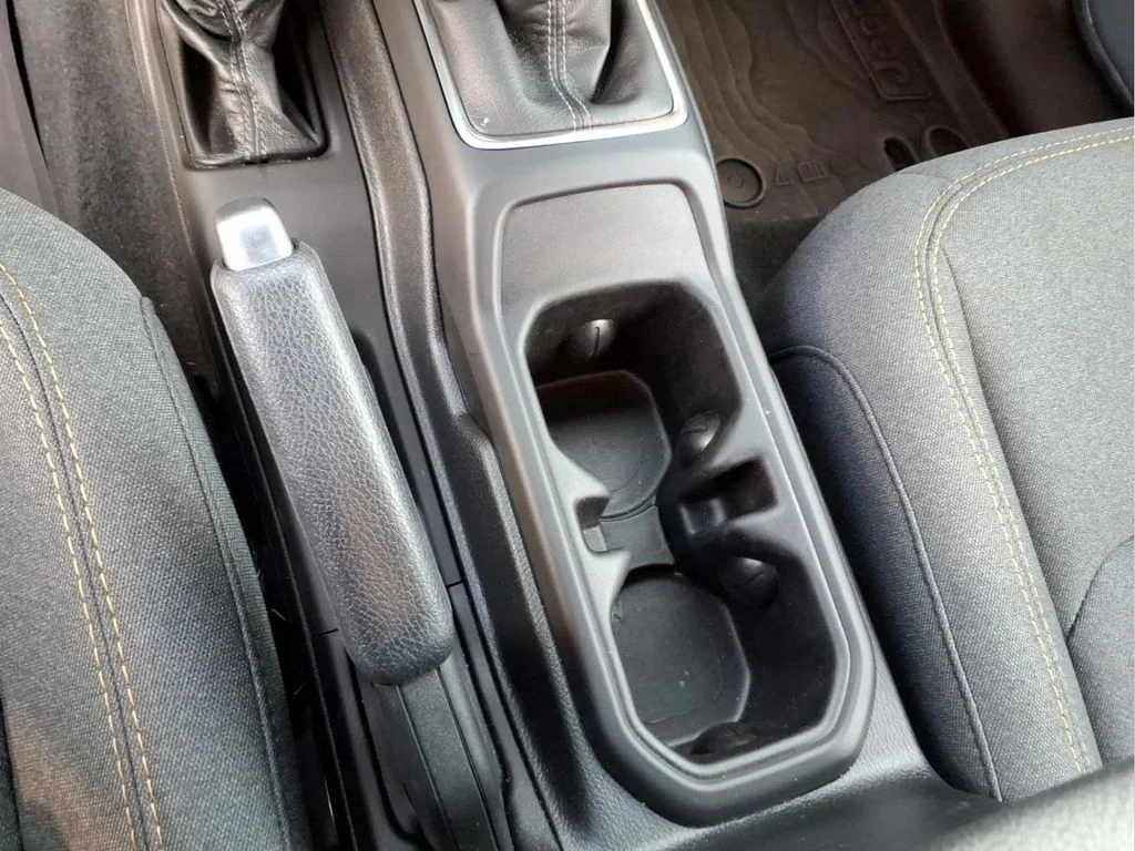Used 2024 Gray Jeep Sport image 27