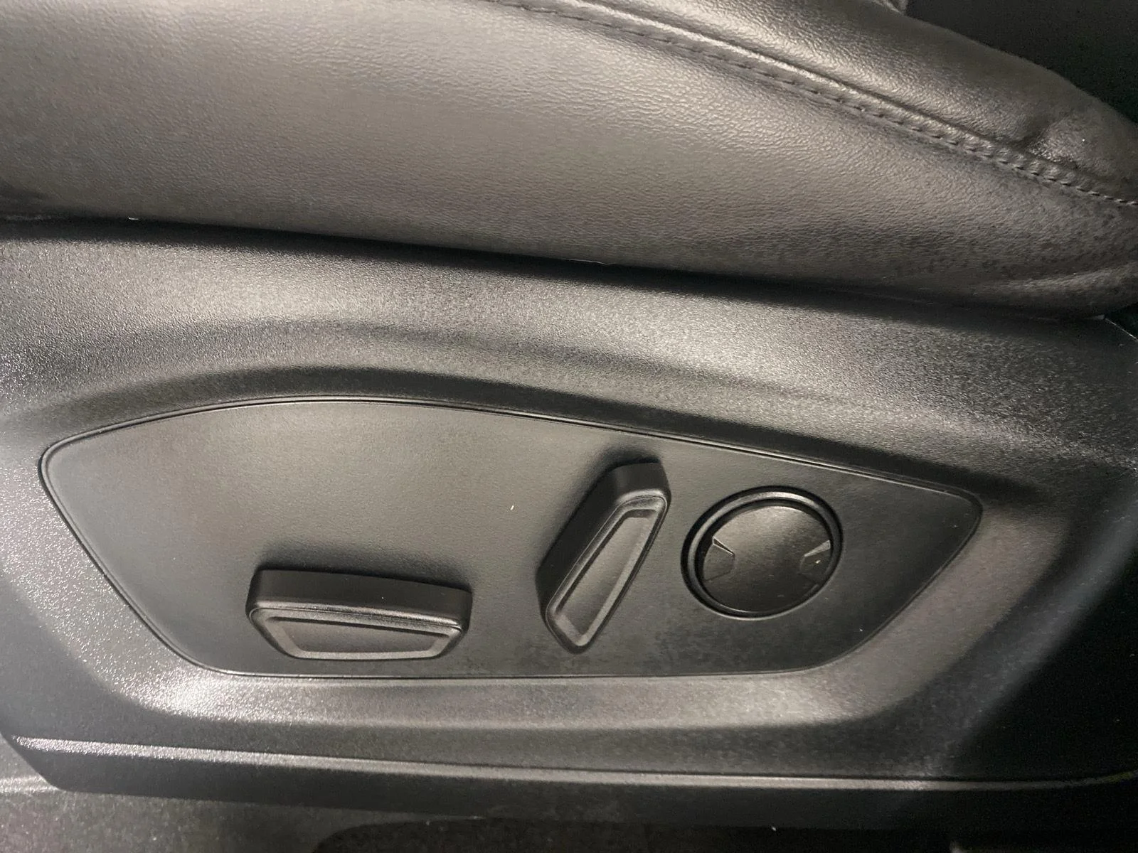 Used 2023 Agate Black Ford XLT image 21