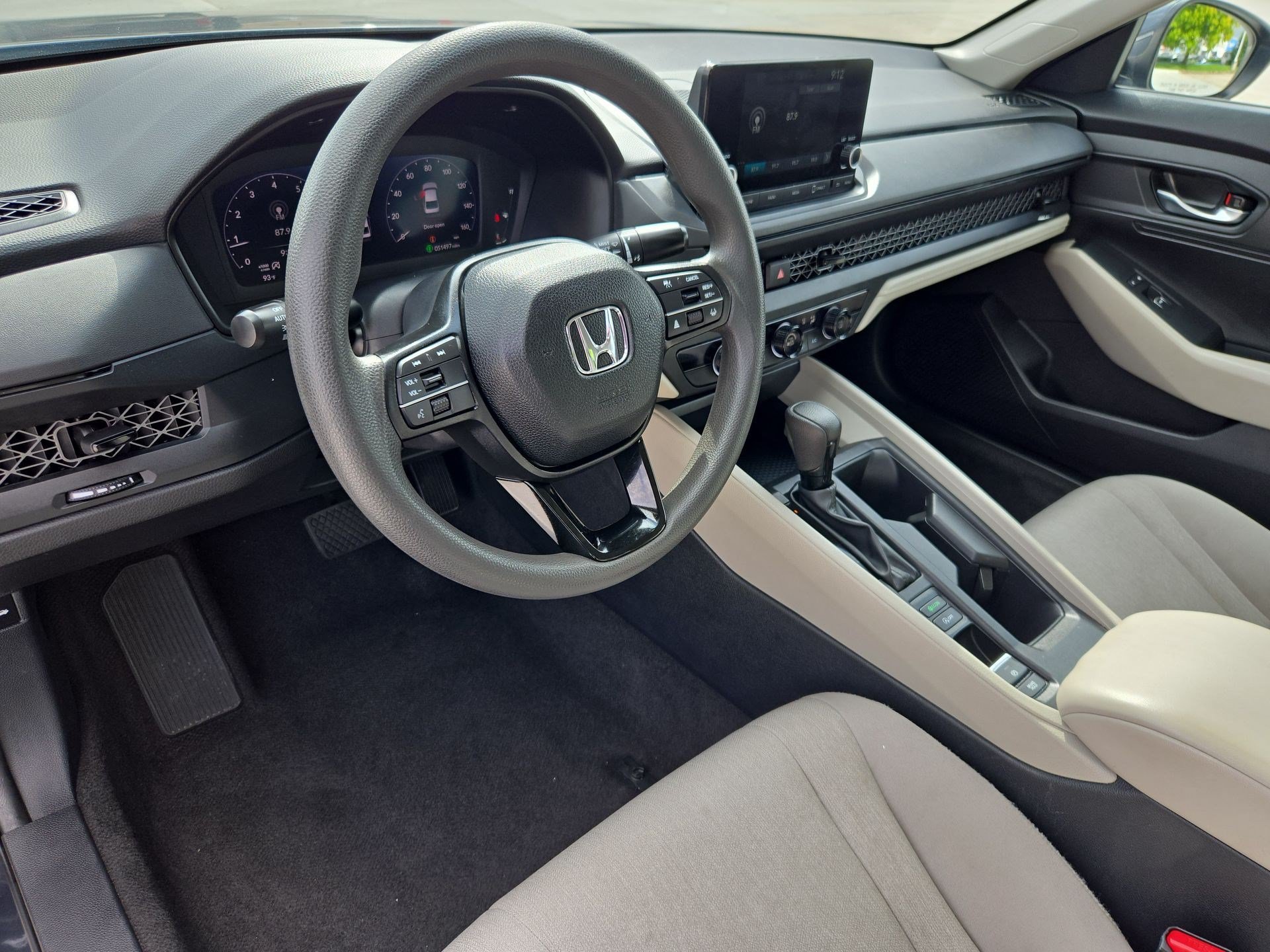 2024 Honda Accord LX - Photo 10