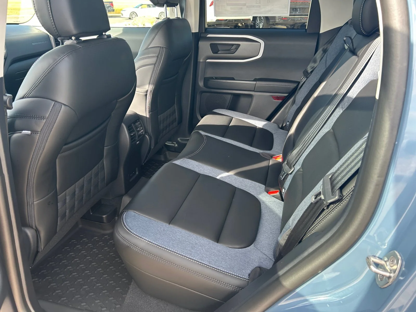 New 2026 Azure Grey Metallic Tri-Coat Ford Outer Banks image 17