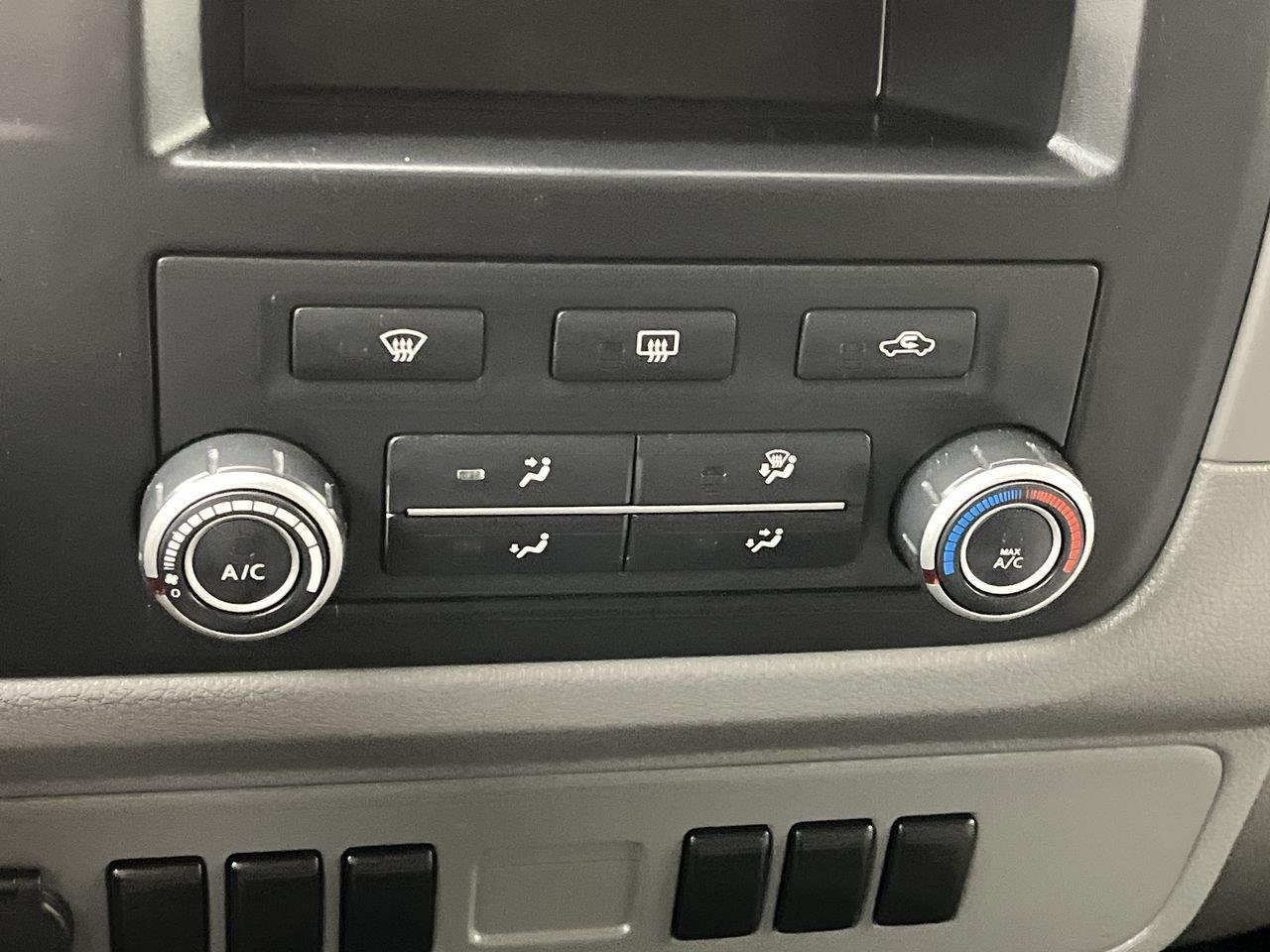 Used 2017 Glacier White Nissan S image 16