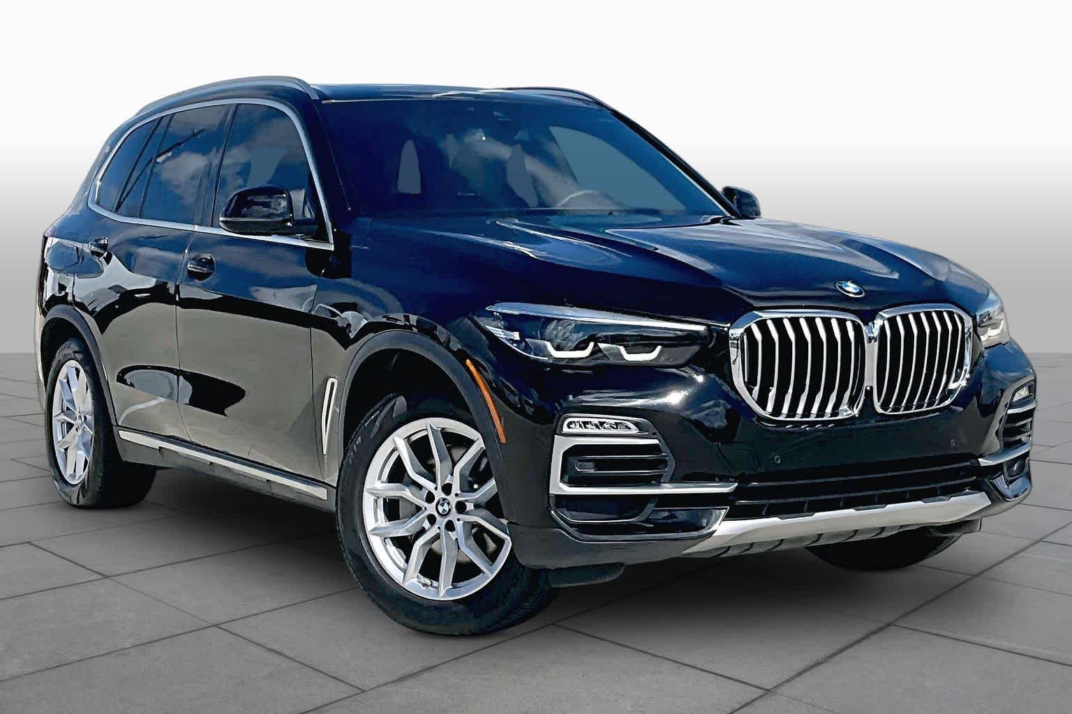 Used 2020 Jet Black BMW sDrive40i image 2