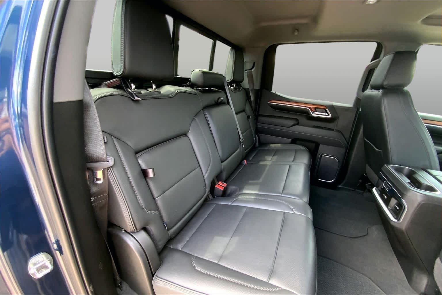 Used 2022 Pacific Blue Metallic GMC Denali image 19