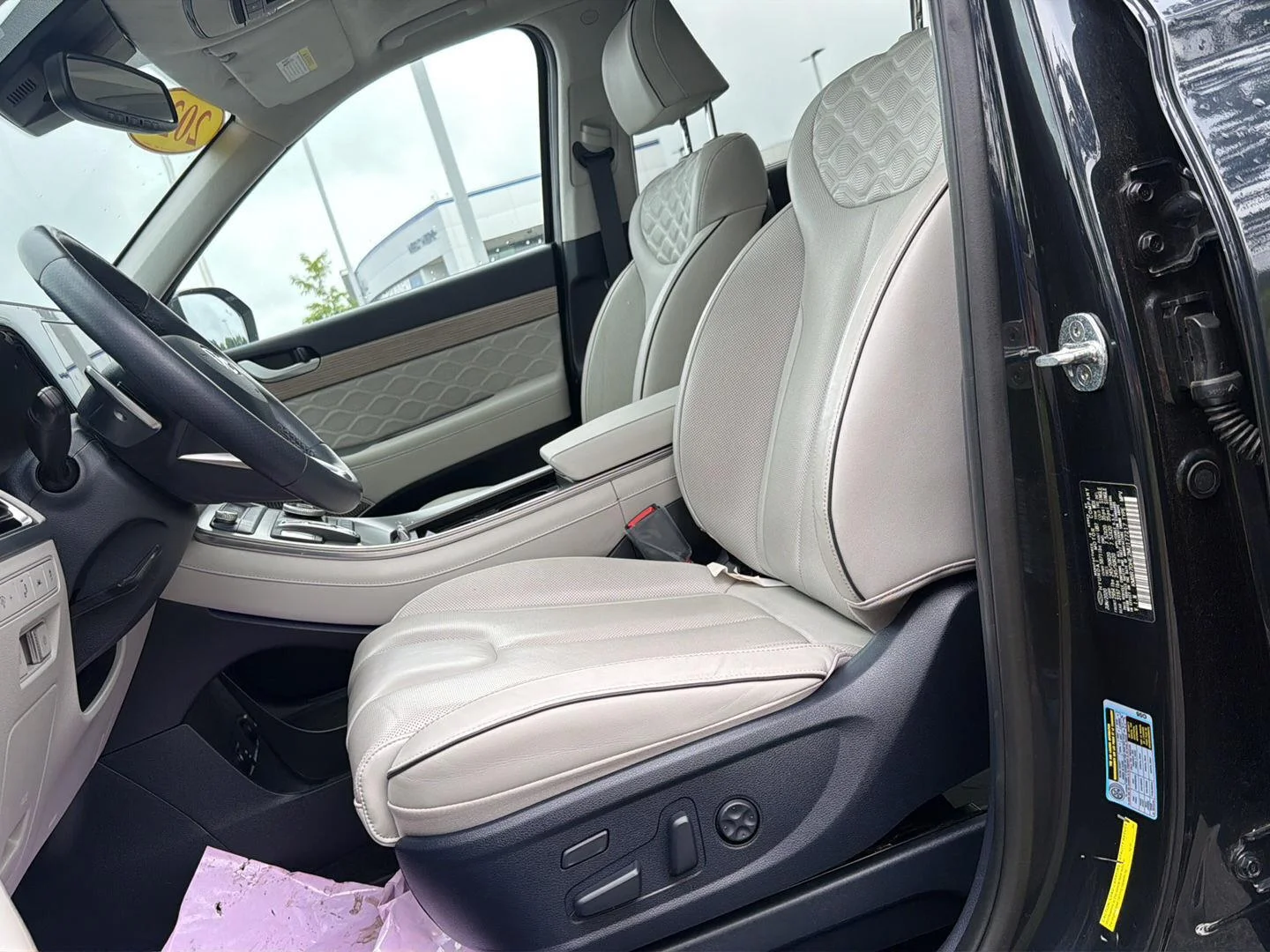 Used 2021 Moonlight Cloud Hyundai Calligraphy image 17