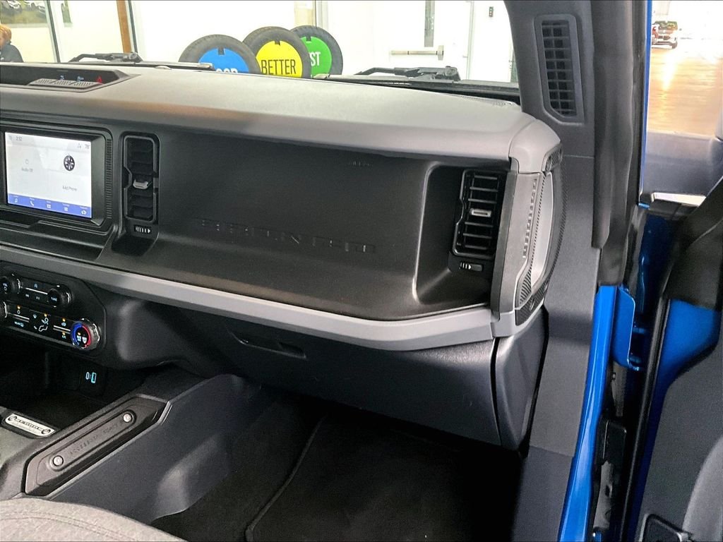 Used 2021 Blue Metallic Ford Base image 13