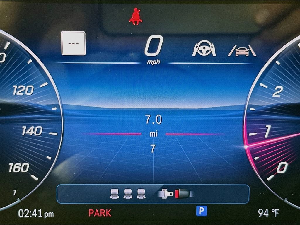 New 2026 Polar White Mercedes-Benz GLC 300 image 46