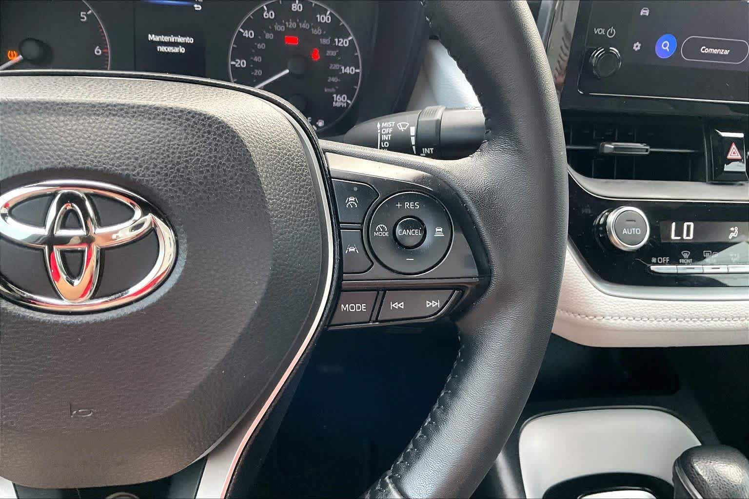 Used 2025 Underground Toyota Hybrid SE image 22