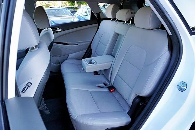 Used 2019 White Hyundai Value image 15
