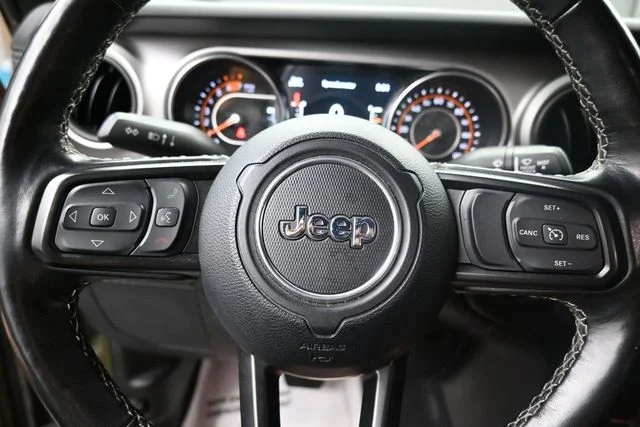 Used 2021 Green Jeep Unlimited Sport image 18