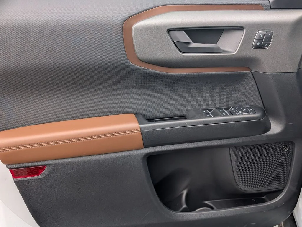 New 2025 Oxford White Ford Outer Banks® image 24