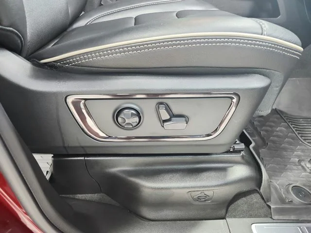 Used 2022  Ram Limited image 43