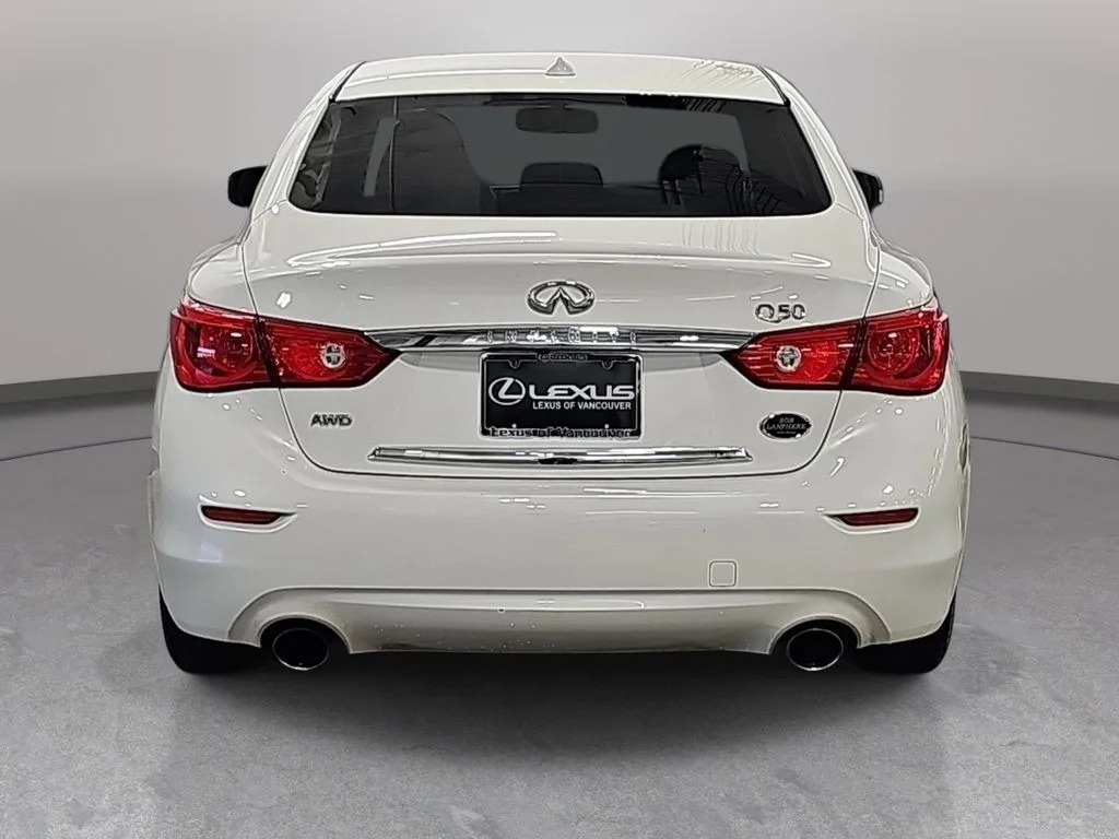 Used 2016 White INFINITI 3.0t Premium image 7