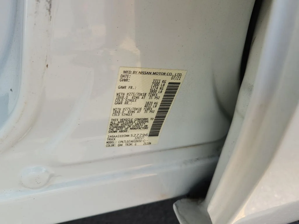 Used 2021 White Nissan PRO-4X image 19