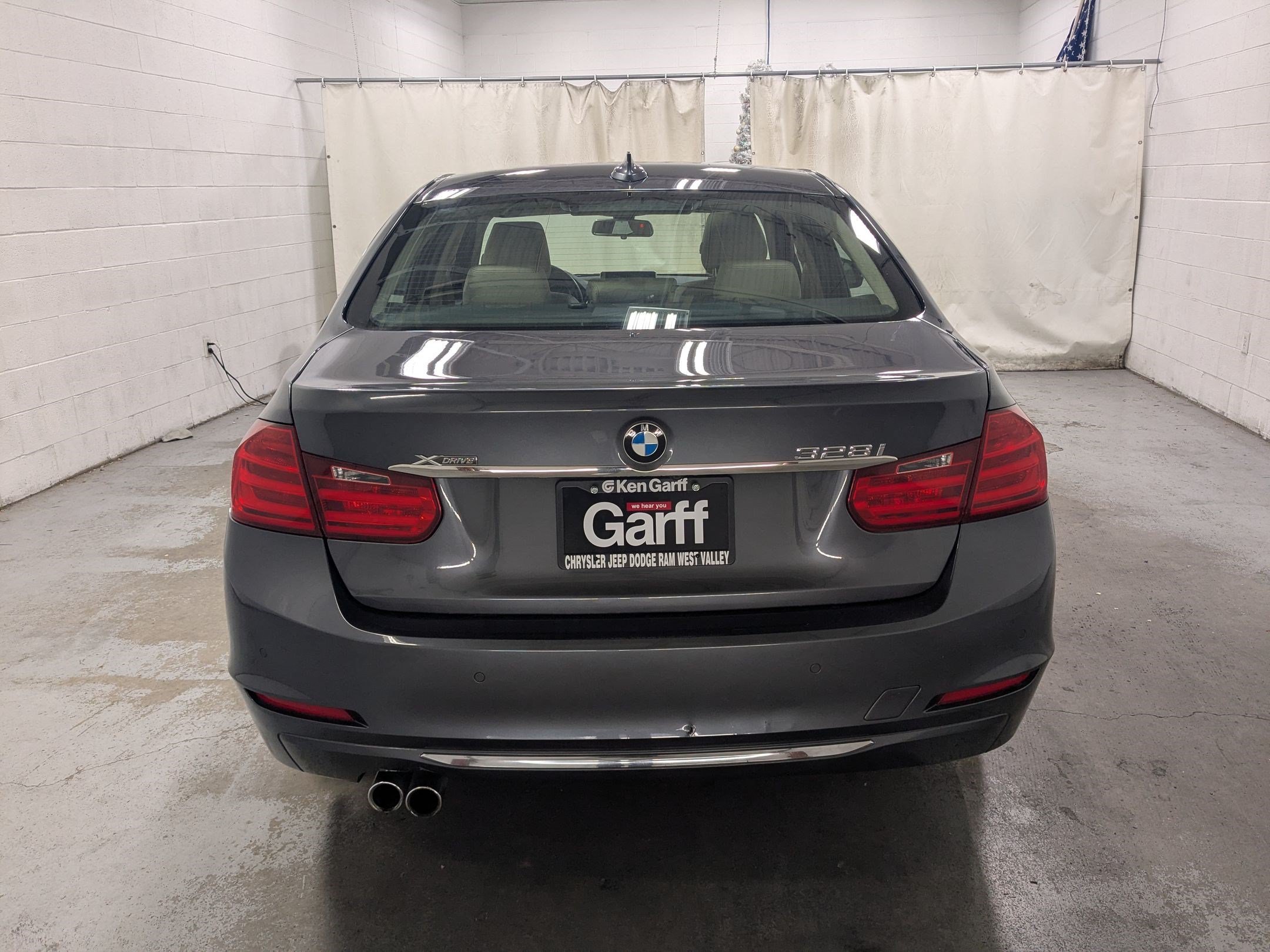 Used 2015 Mineral Grey Metallic BMW 328i xDrive image 5