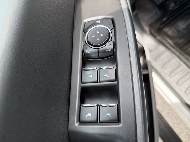 Used 2023 Oxford White Ford XLT image 16