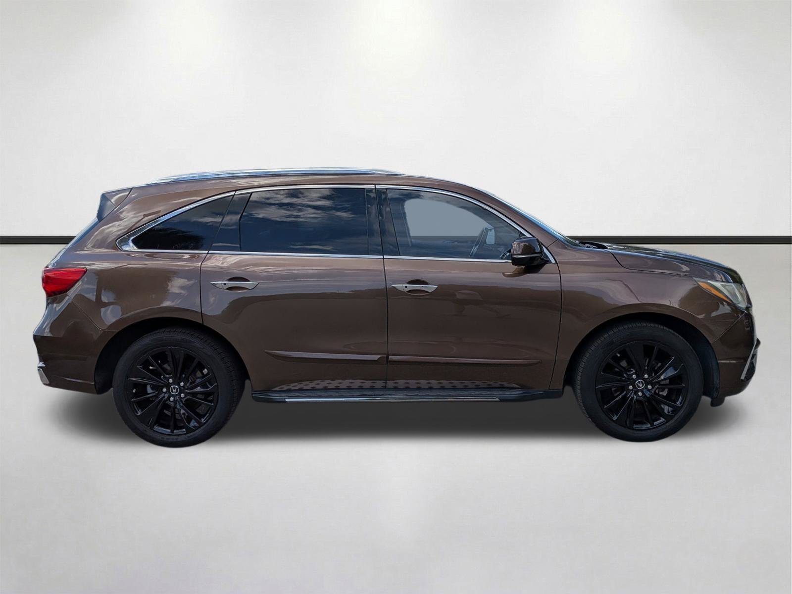 Used 2019 Canyon Bronze Metallic Acura w/Advance Pkg image 3