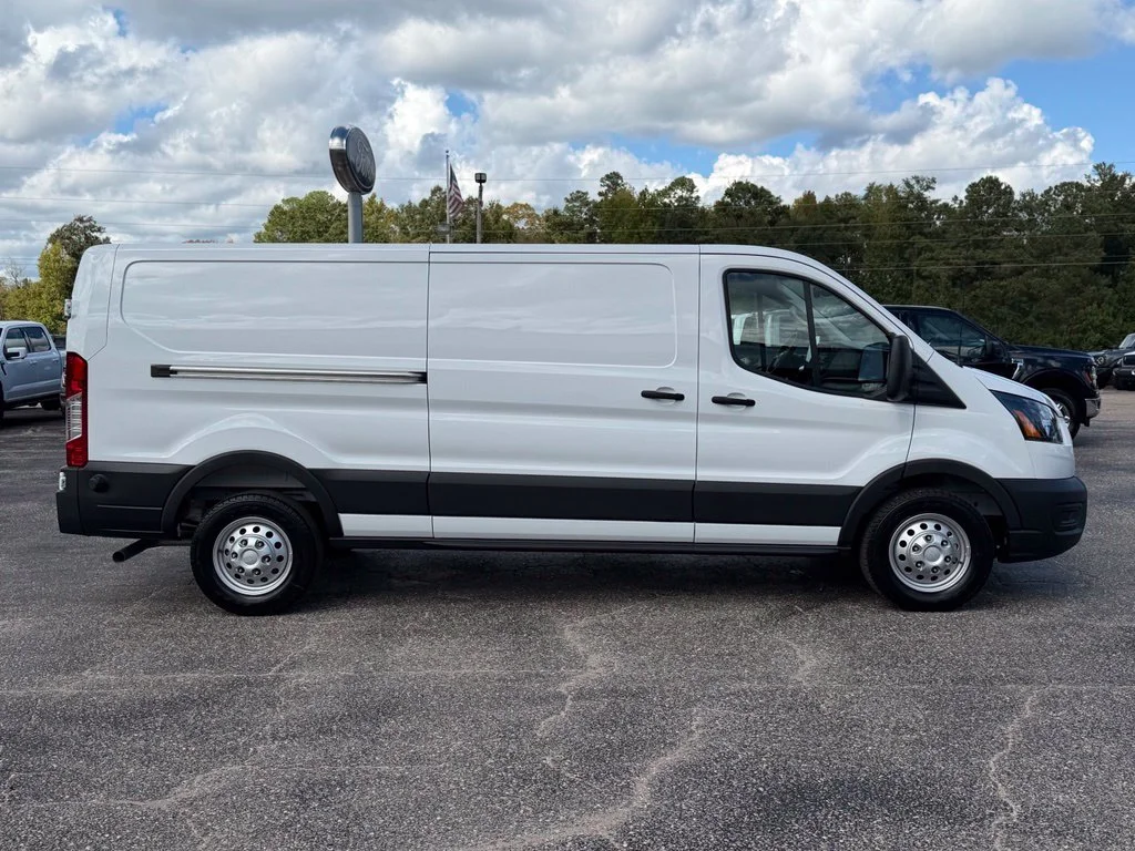 2025 Ford Transit Van Base - Photo 16