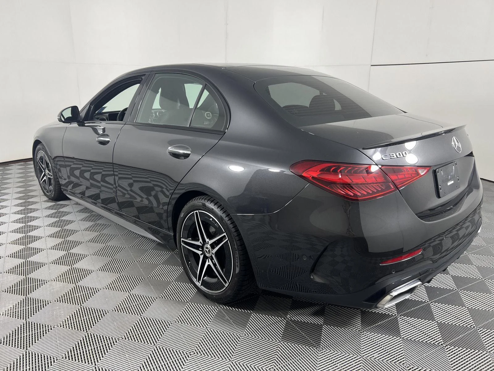 Used 2023 Graphite Grey Metallic Mercedes-Benz C 300 image 9