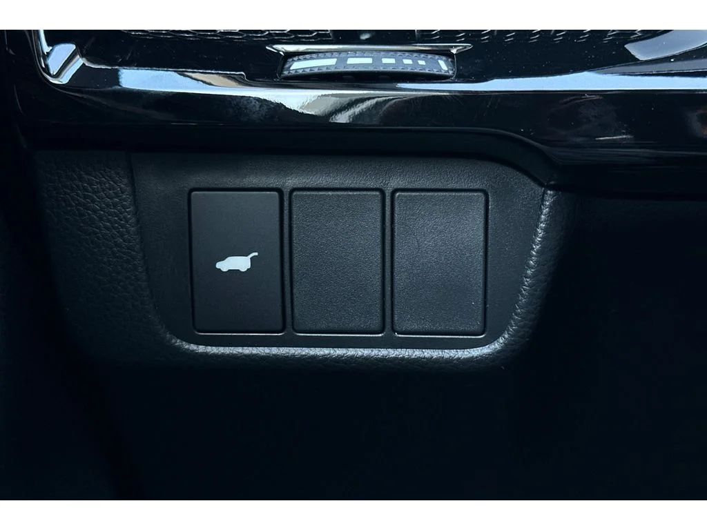 New 2026 Platinum White Pearl Honda Sport Touring image 33