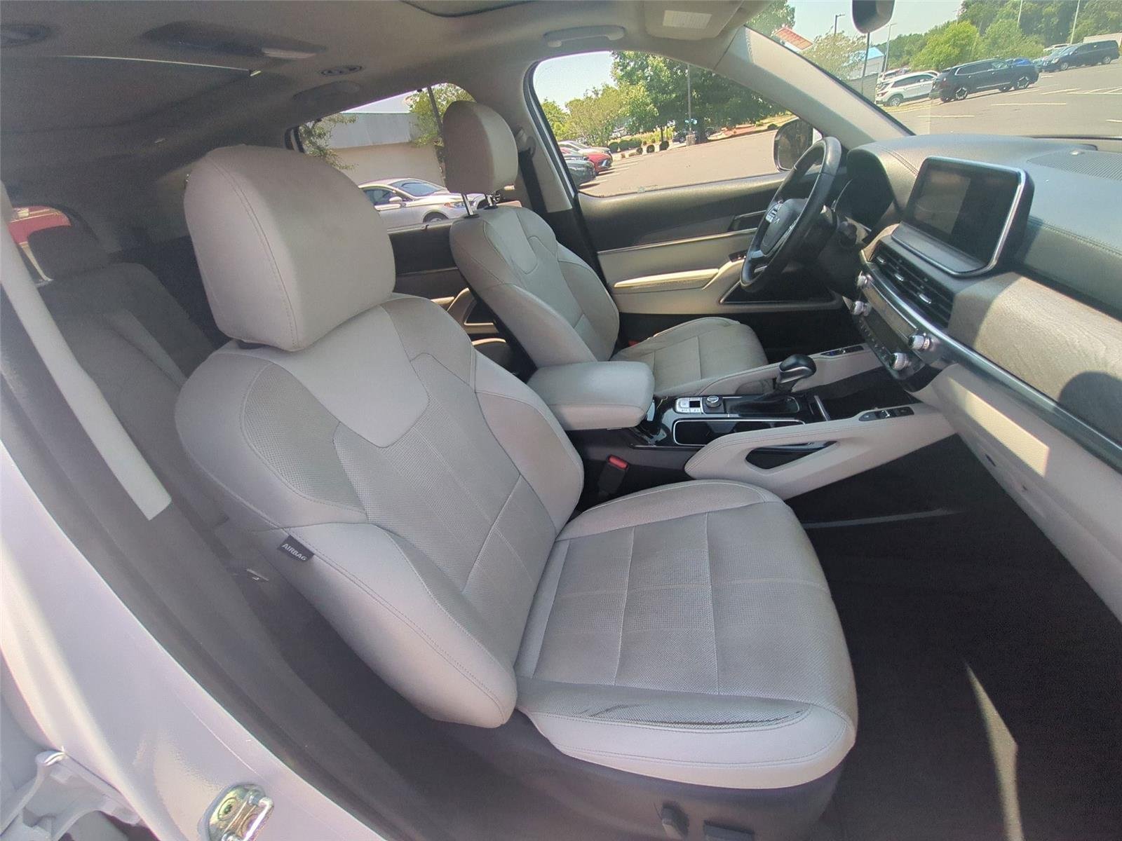 Used 2022 Glacial White Pearl Kia SX image 58