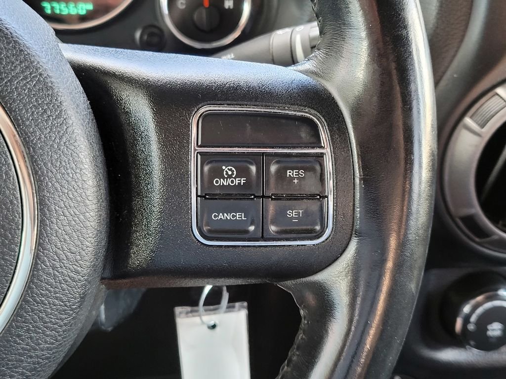 Used 2018 Gray Jeep Unlimited Sport image 26