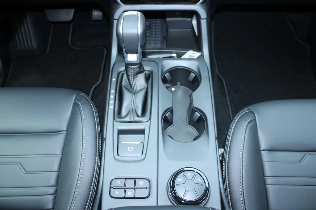 New 2026 Avalanche Ford Lariat® image 28