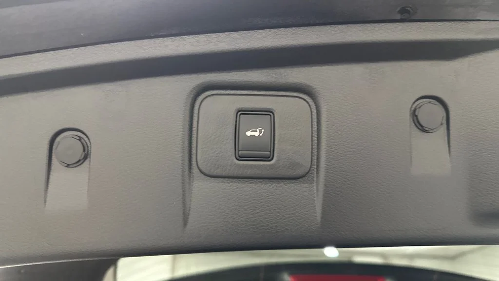 Certified Used 2023 Black Nissan Platinum image 23