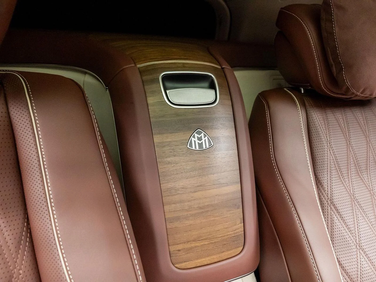 Used 2026 Black Mercedes-Benz Maybach GLS 600 image 54