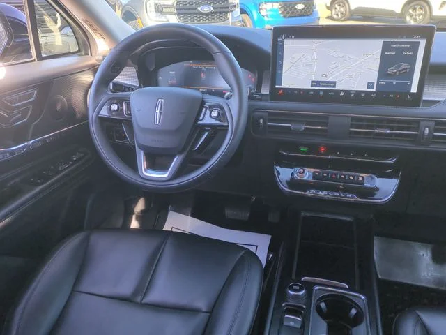 Used 2023 Gray Lincoln Standard image 30