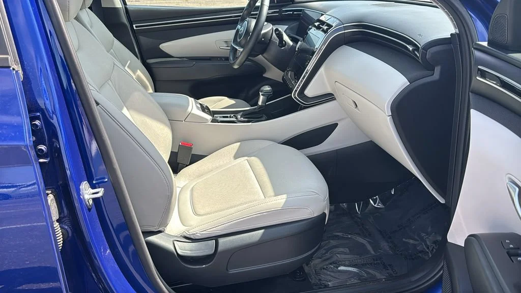 Used 2023 Blue Hyundai SEL image 8