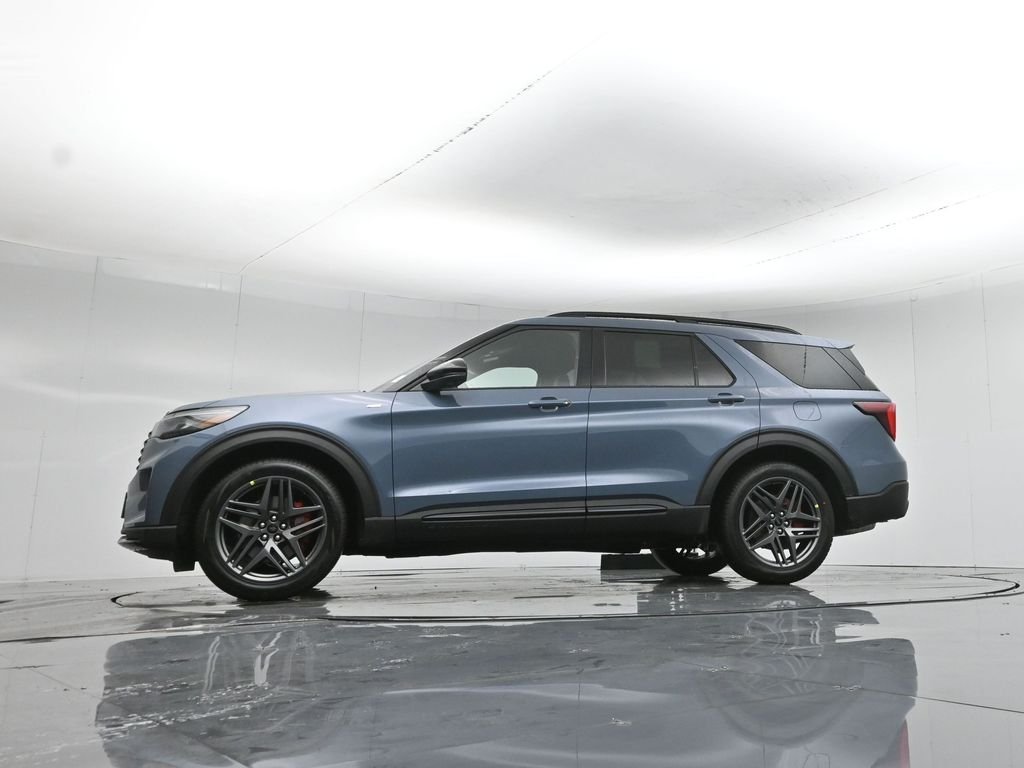 New 2026 Vapor Blue Metallic Ford ST-Line image 51