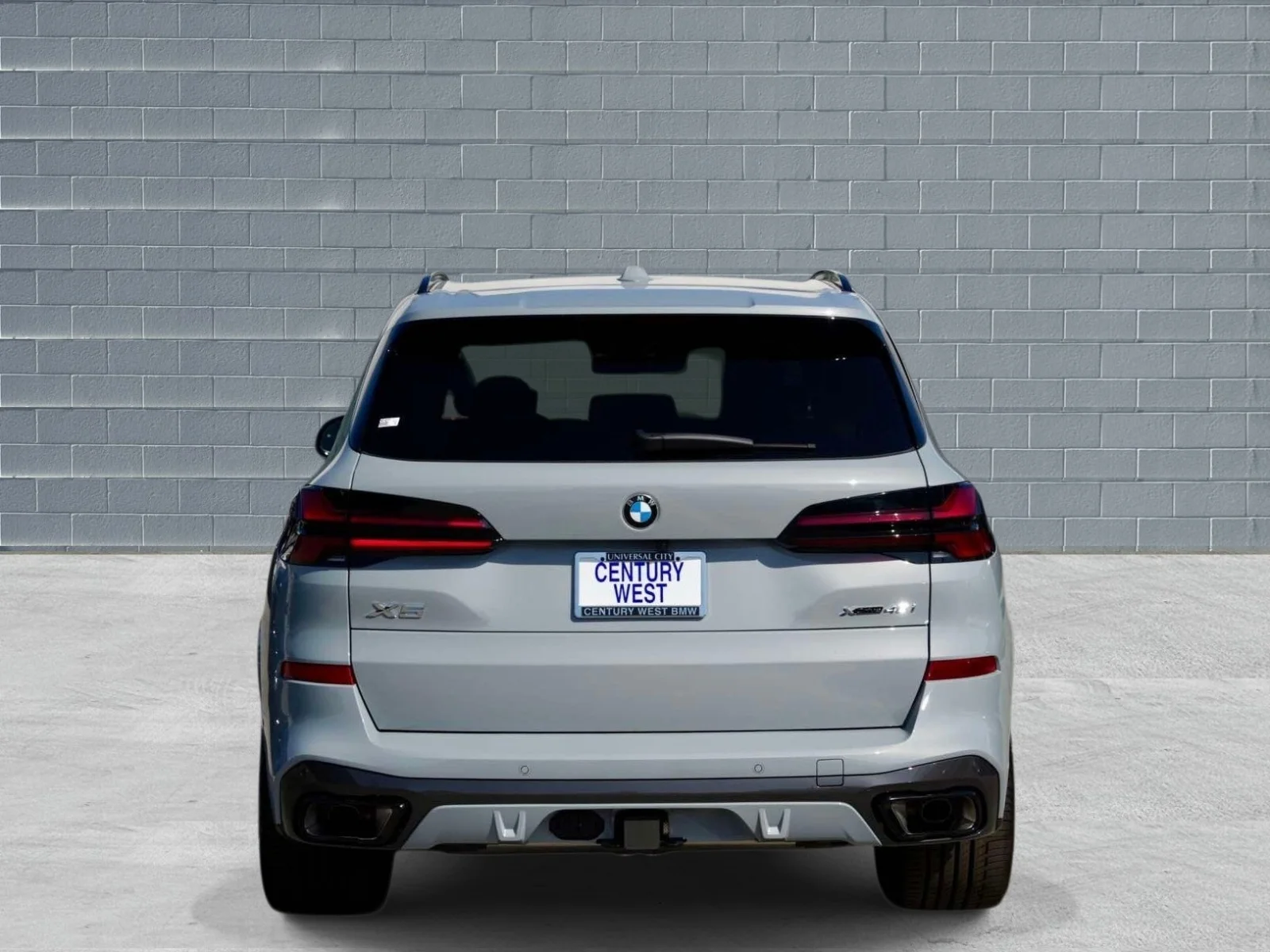 New 2026 Brooklyn Grey Metallic BMW xDrive40i image 4