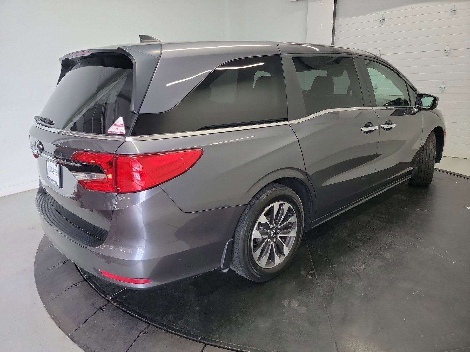 2023 Honda Odyssey EX-L - Photo 9